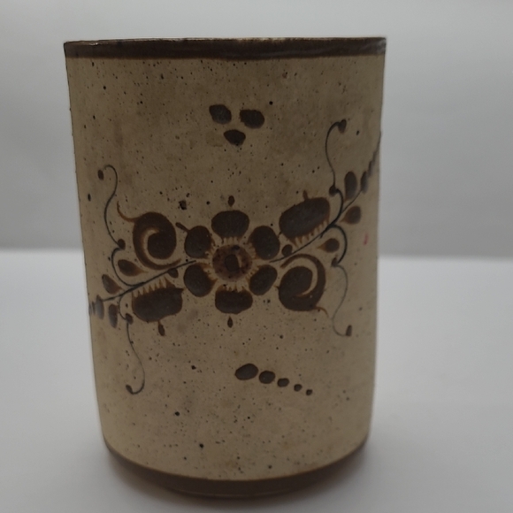 Handcrafted Tonala Ceramic Cup - Picture 1 of 5